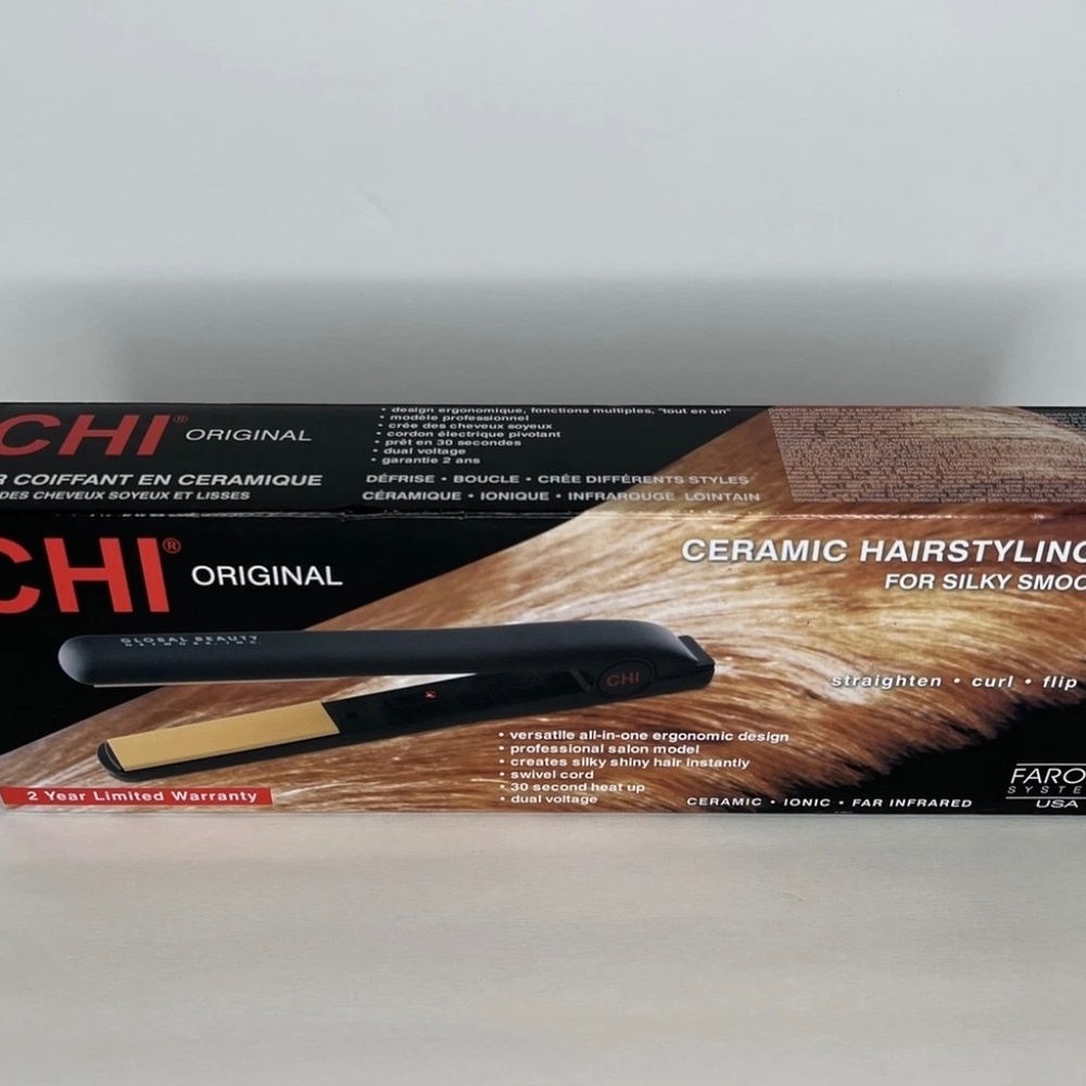 CHI Ceramic Hairstyling flat iron New In Box